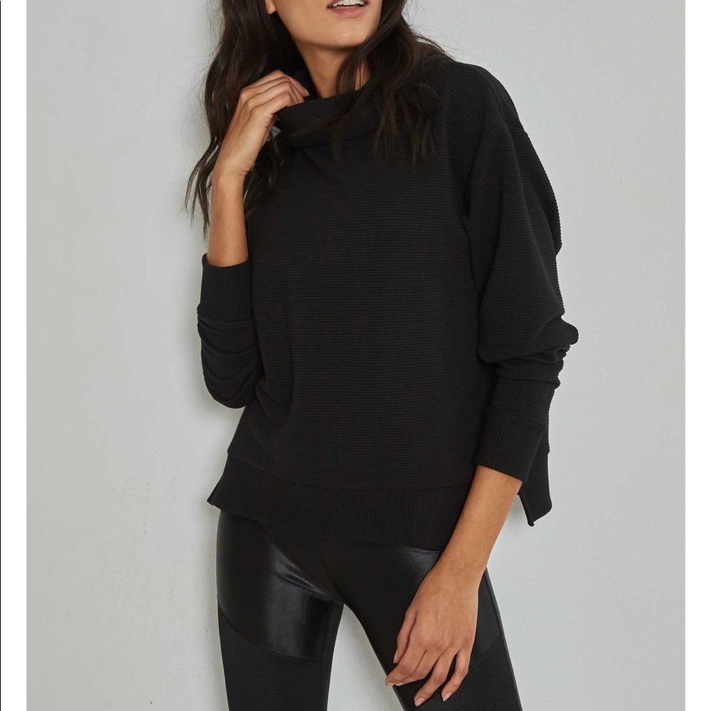 NOLI Yoga // Turtleneck Sweater